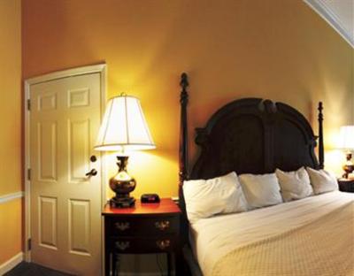 фото отеля Governors Inn Tallahassee