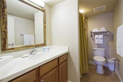 фото отеля Wyndham Waikiki Beach Walk Hotel Honolulu