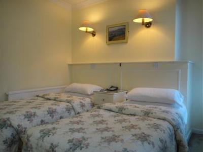 фото отеля Dergvale Hotel