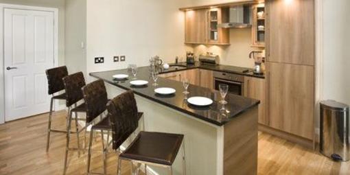 фото отеля Hollyrood Apartments Edinburgh
