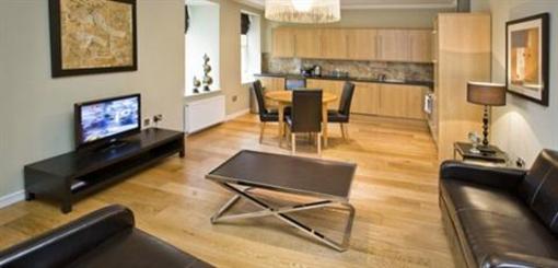 фото отеля Hollyrood Apartments Edinburgh