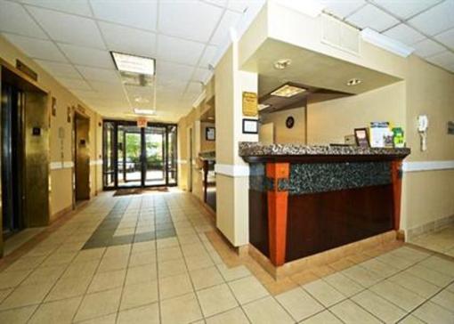 фото отеля Comfort Inn Pentagon City