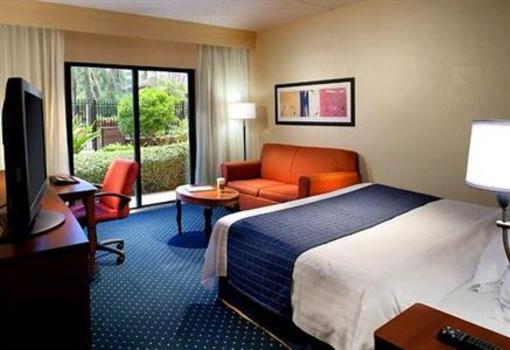 фото отеля Courtyard Tampa Westshore Airport