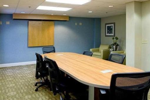 фото отеля Holiday Inn Express Hotel & Suites Brentwood (Tennessee)