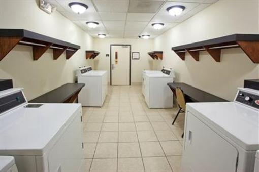 фото отеля Staybridge Suites Columbus Ft. Benning
