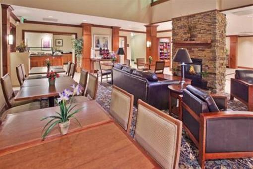 фото отеля Staybridge Suites Columbus Ft. Benning