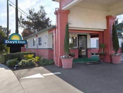 фото отеля Econo Lodge Monterey Fairgrounds