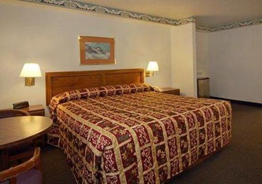 фото отеля Econo Lodge Monterey Fairgrounds
