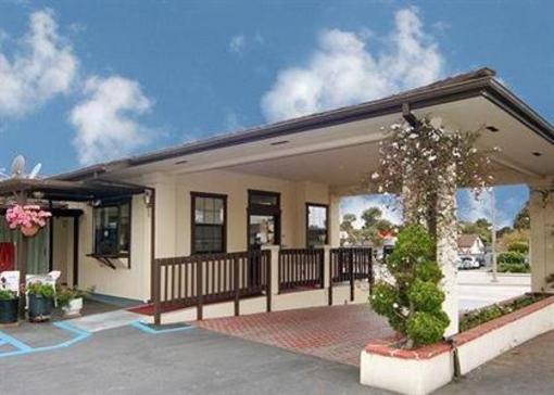 фото отеля Econo Lodge Monterey Fairgrounds