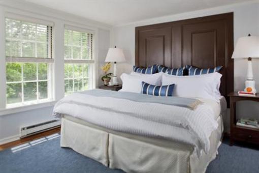 фото отеля English Meadows Inn Bed and Breakfast