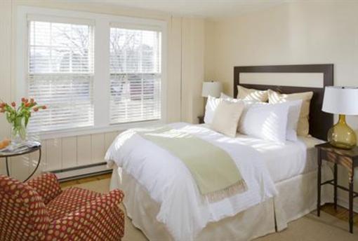 фото отеля English Meadows Inn Bed and Breakfast
