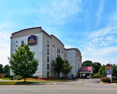 фото отеля Best Western Louisville East