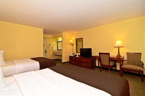 фото отеля Best Western Louisville East