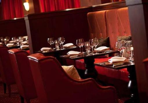 фото отеля Courtyard by Marriott Doha City Center