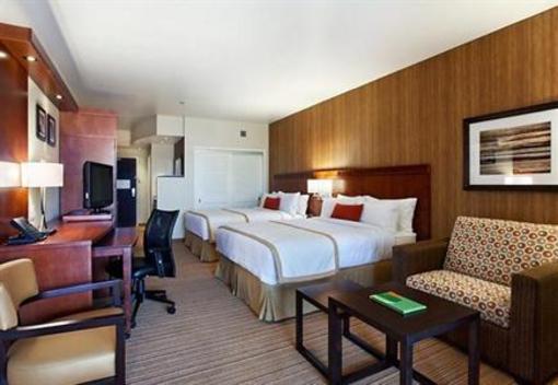 фото отеля Courtyard Salt River Marriott