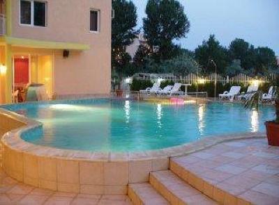 фото отеля Bahami Hotel