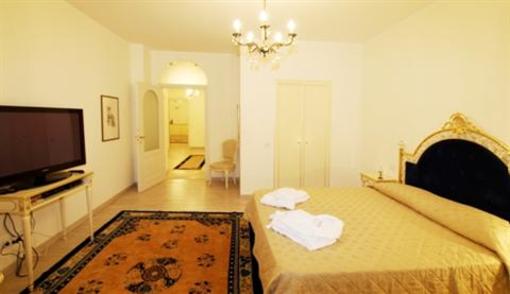 фото отеля Glamour Apartments