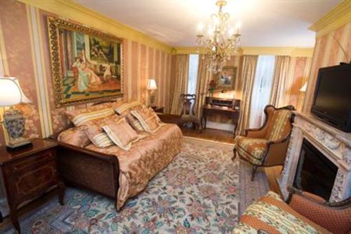 фото отеля 1840s Carrollton Inn