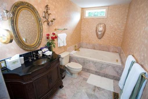 фото отеля 1840s Carrollton Inn