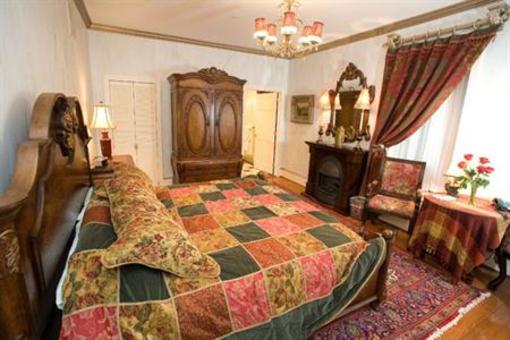 фото отеля 1840s Carrollton Inn