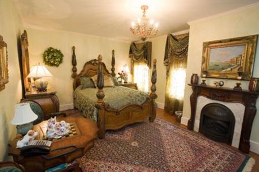 фото отеля 1840s Carrollton Inn