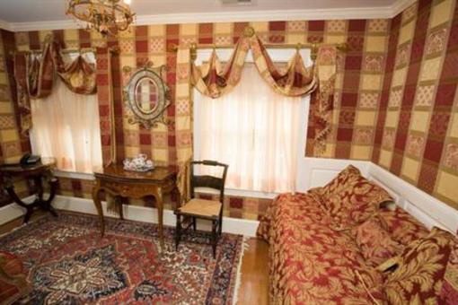 фото отеля 1840s Carrollton Inn