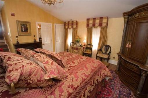 фото отеля 1840s Carrollton Inn