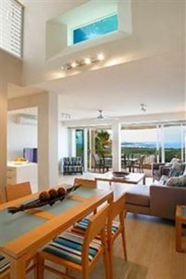 фото отеля Noosa Crest