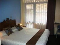 Mariners Court Hotel