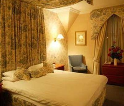 фото отеля Fenwick Hotel Kilmarnock (Scotland)