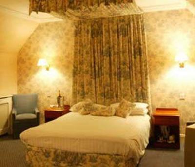 фото отеля Fenwick Hotel Kilmarnock (Scotland)
