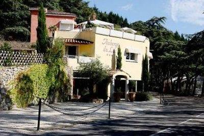 фото отеля Auberge Du Lac Hotel Saint-Marcel-les-Annonay