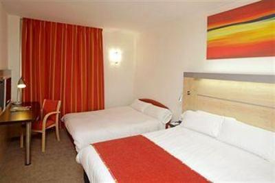 фото отеля Express By Holiday Inn Valencia Bonaire Aldaia