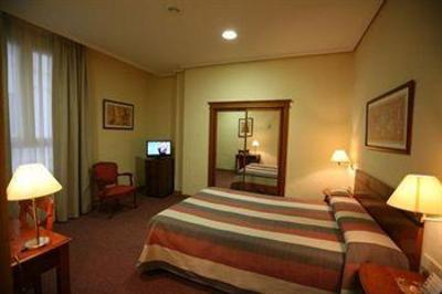 фото отеля Mediterraneo Hotel Valencia