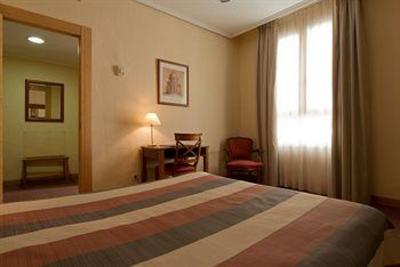 фото отеля Mediterraneo Hotel Valencia