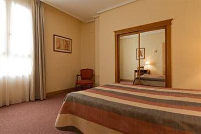 фото отеля Mediterraneo Hotel Valencia