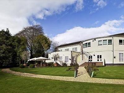 фото отеля Mercure Chester East Hotel
