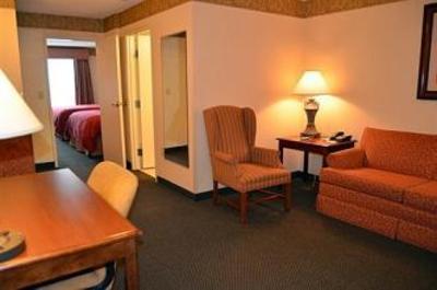 фото отеля Country Inn Suites Marquette