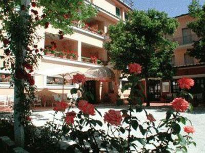 фото отеля Hotel Cursula