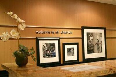 фото отеля Hampton Inn & Suites Chicago Saint Charles