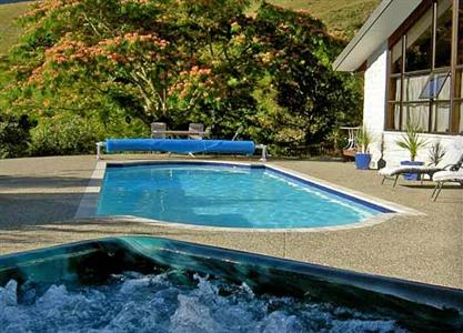 фото отеля Brookside Lodge