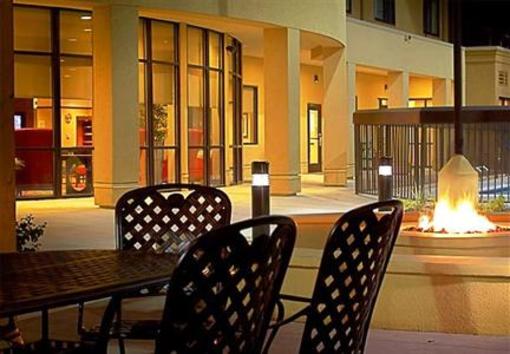 фото отеля Courtyard by Marriott Atlanta Airport West