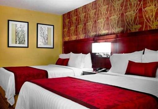 фото отеля Courtyard by Marriott Atlanta Airport West