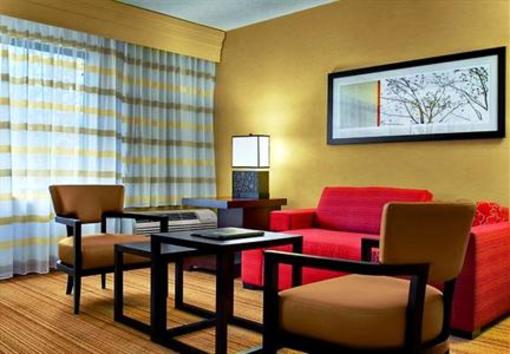 фото отеля Courtyard by Marriott Atlanta Airport West