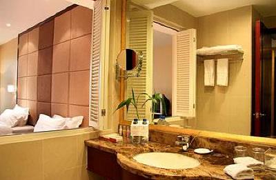 фото отеля Ramada Plaza Hotel Yantai