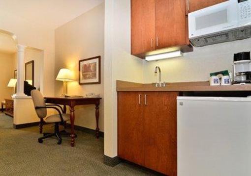 фото отеля Comfort Inn & Suites Dover