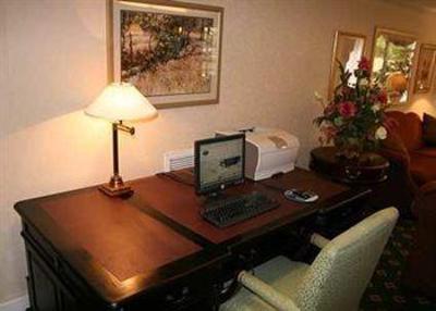 фото отеля Hampton Inn Bowie