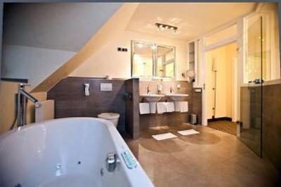 фото отеля Landhaus Hotel Waitz