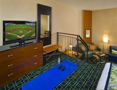 фото отеля Fairfield Inn & Suites Baltimore Downtown/Inner Harbor