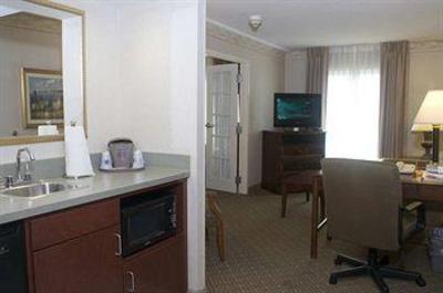 фото отеля Residence Inn Newport/Middletown